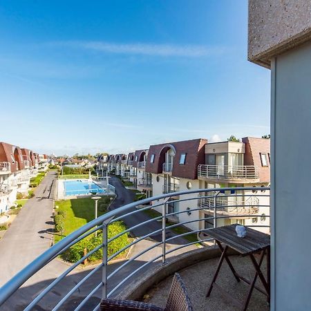 Modern Apartment With Terrace & Public Pool Bredene Luaran gambar