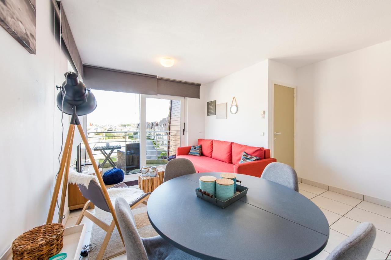 Modern Apartment With Terrace & Public Pool Bredene Luaran gambar