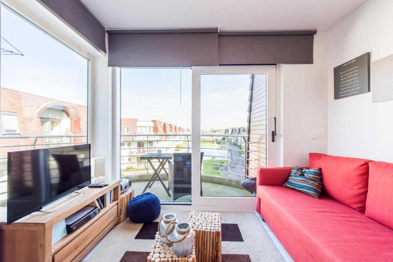 Modern Apartment With Terrace & Public Pool Bredene Luaran gambar